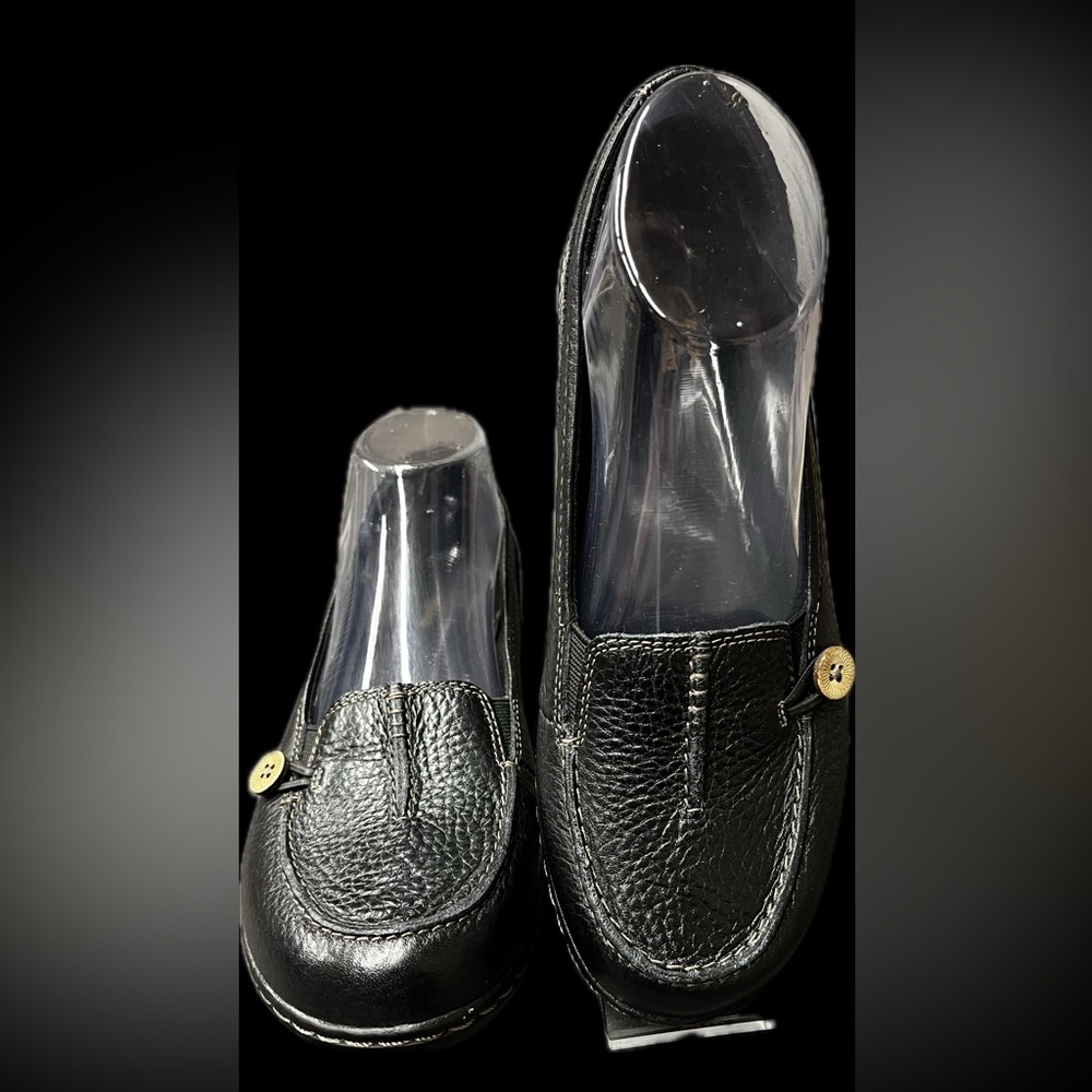 Clark’s Ashley Scurry Slip/on Black Leather Loafers Button Accents Like New 7 - Picture 14 of 16